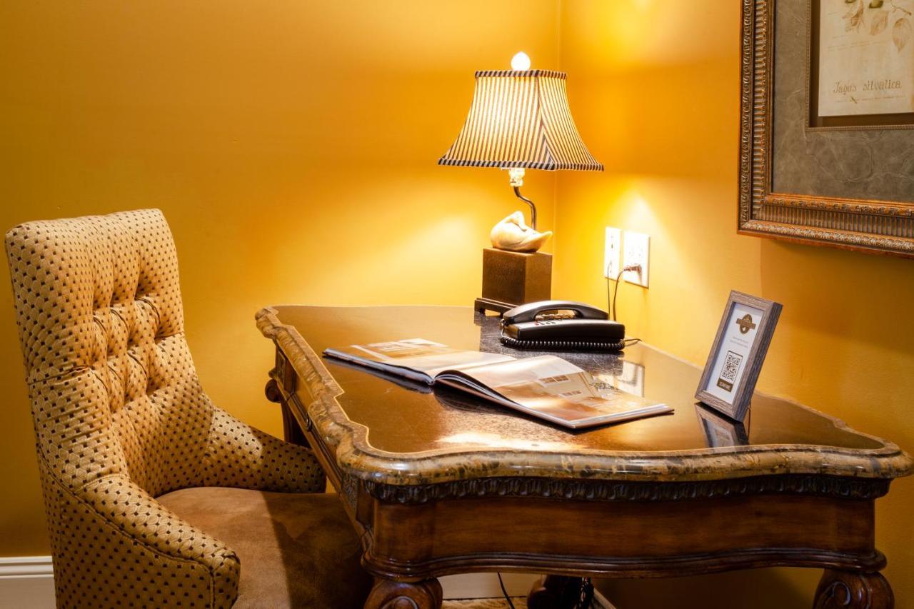 The Inn At Leola Village, A Historic Hotel Of America Екстер'єр фото